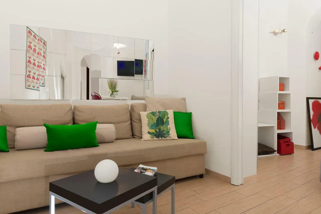 Grotte Apartment Near Campo De Fiori Rom